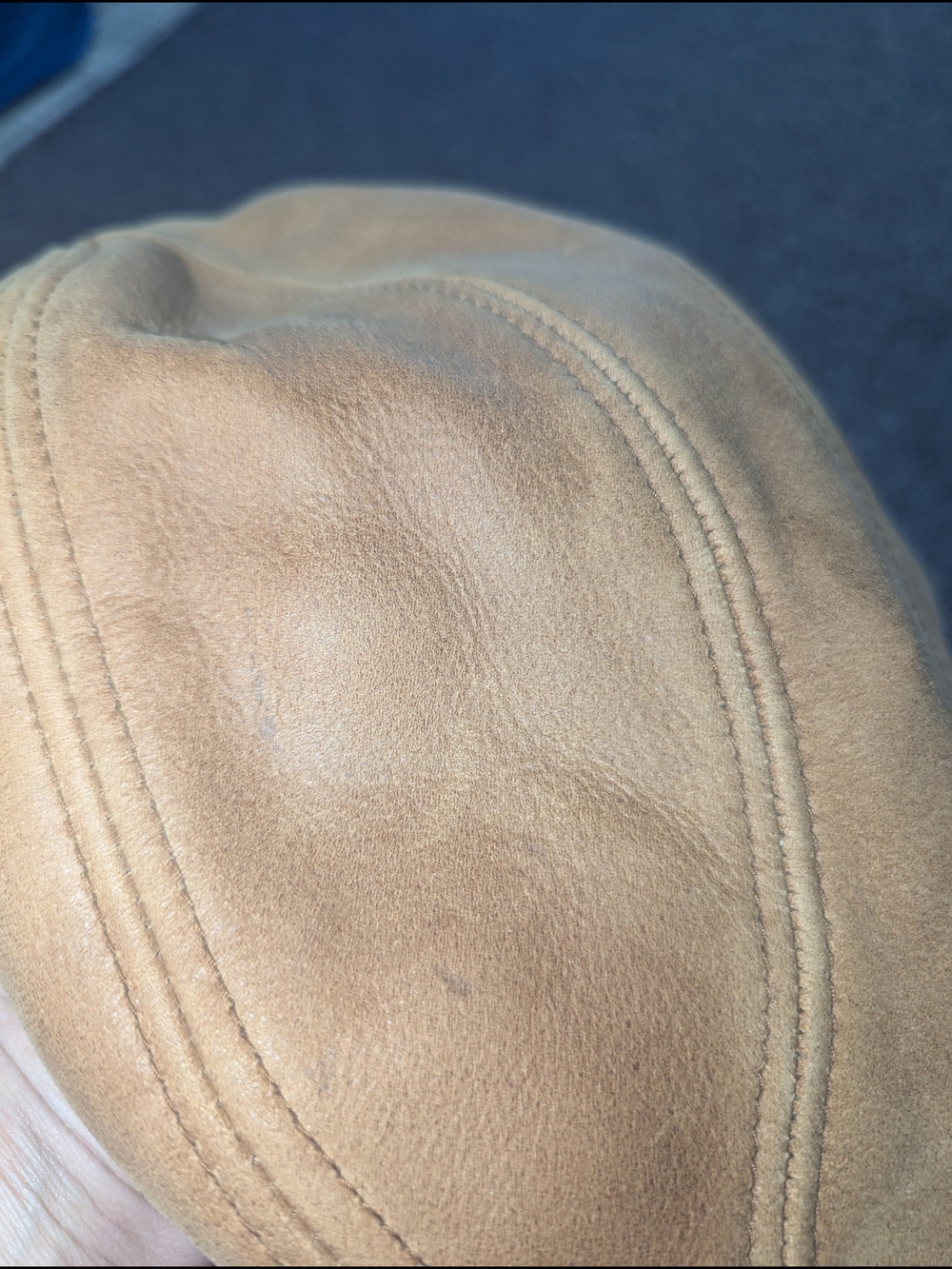Men's Tan Suede Driving Cap - Classic Flat Cap - Picture 6 of 7